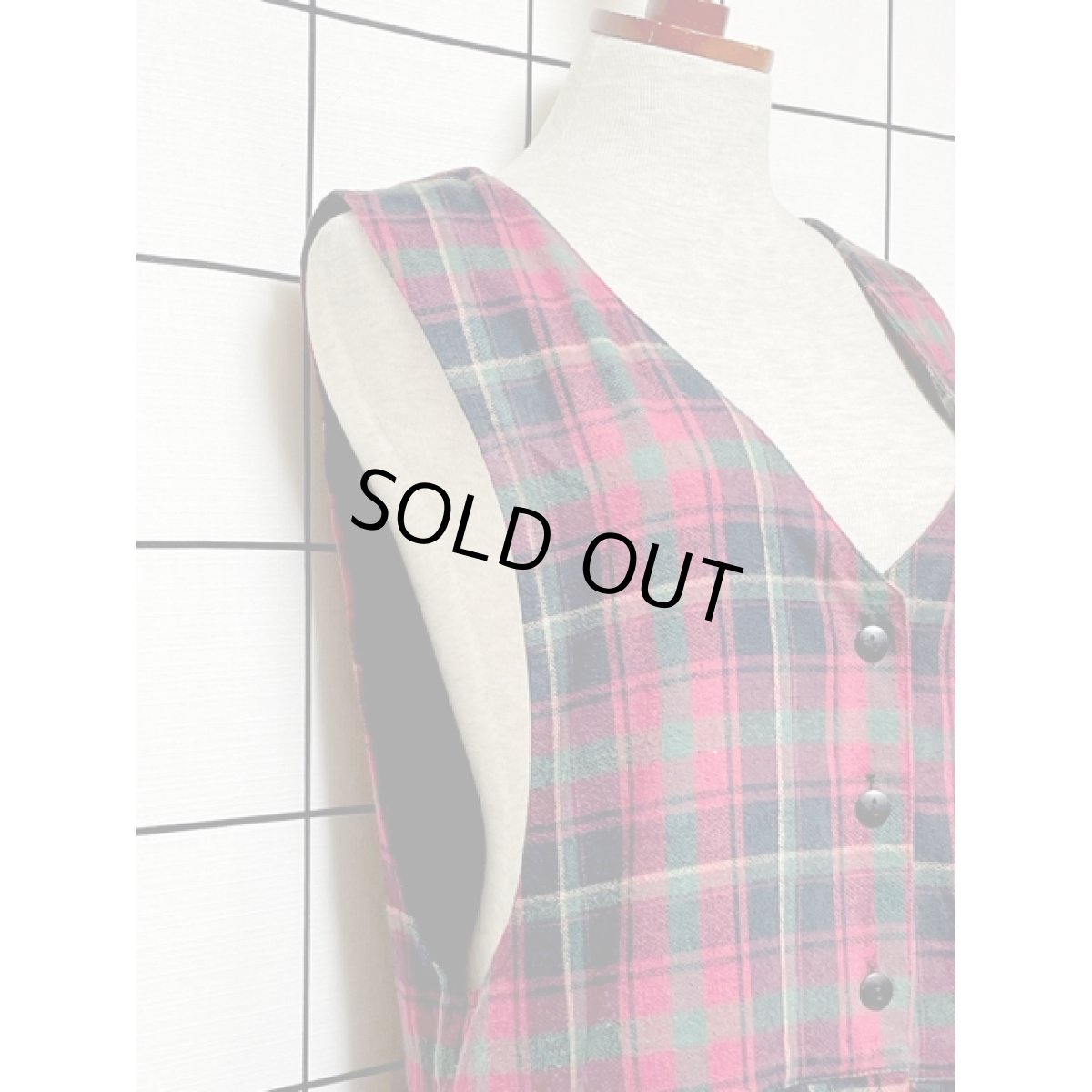 画像4: チェック柄 前開き ノースリーブ レトロ USA古着 ヴィンテージジャンパースカート【V8244】 (4)