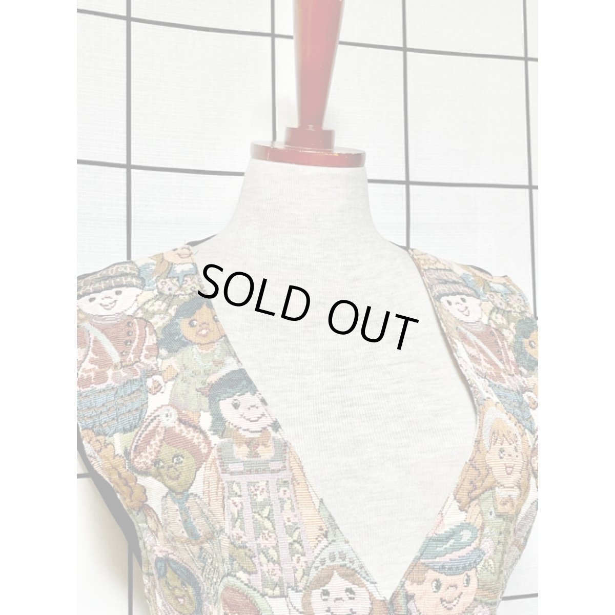 画像3: 人物柄 ゴブラン レトロ USA古着 ベスト【V8239】 (3)