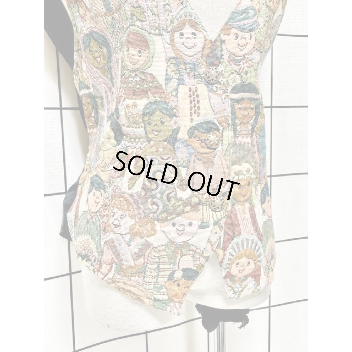 画像9: 人物柄 ゴブラン レトロ USA古着 ベスト【V8239】 (9)