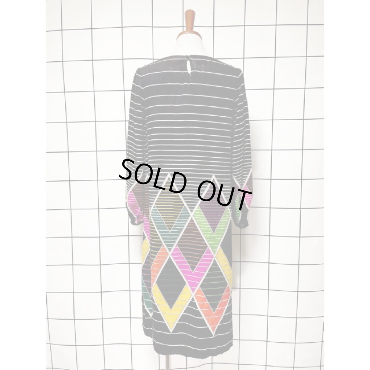 画像5: ヨーロッパ古着 ワンピース ヴィンテージ 幾何学柄 ボーダー レトロポップ 長袖 (5)