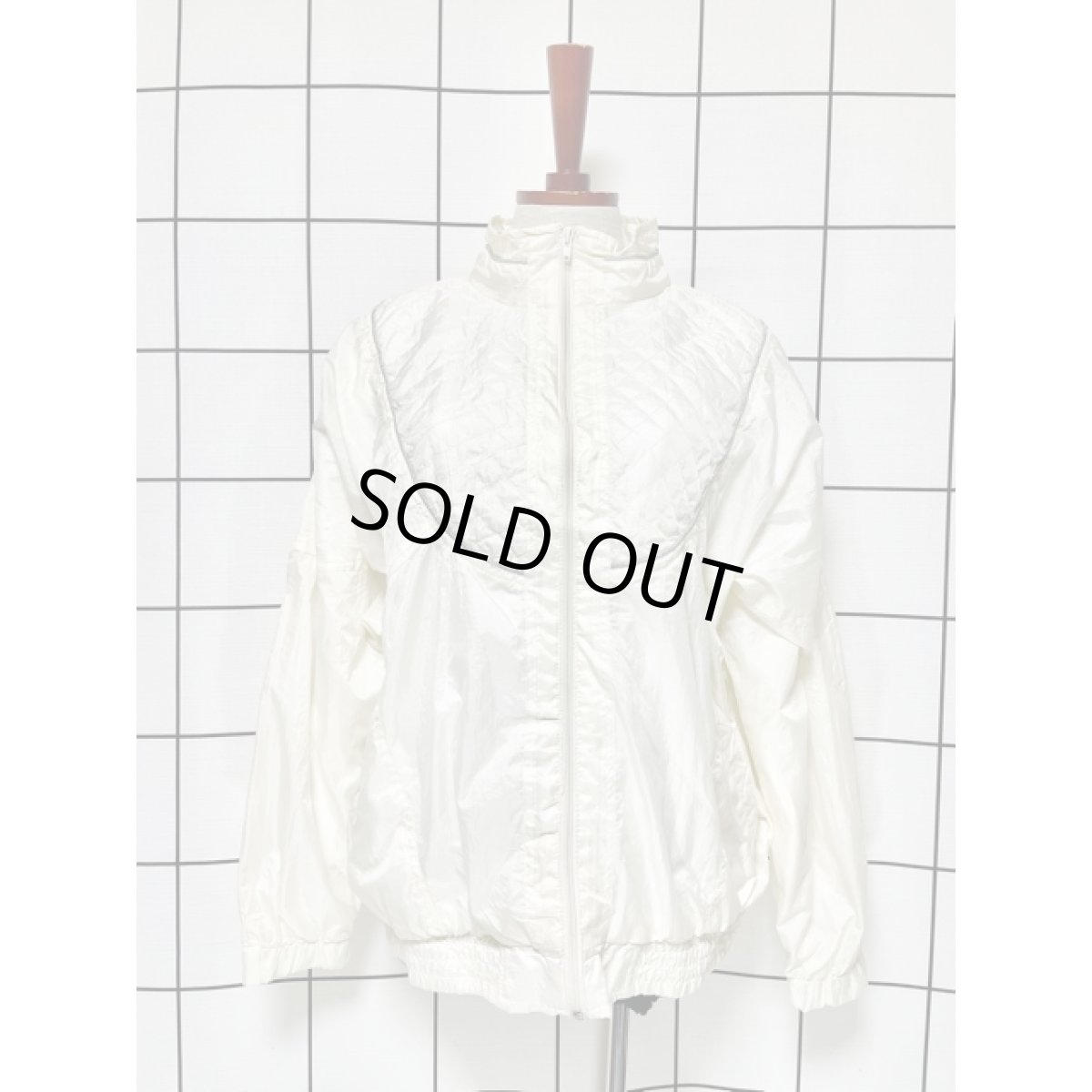 画像2: オフホワイト ジップアップ USA古着 ブルゾン ジャンパー ヴィンテージナイロンジャケット (2)