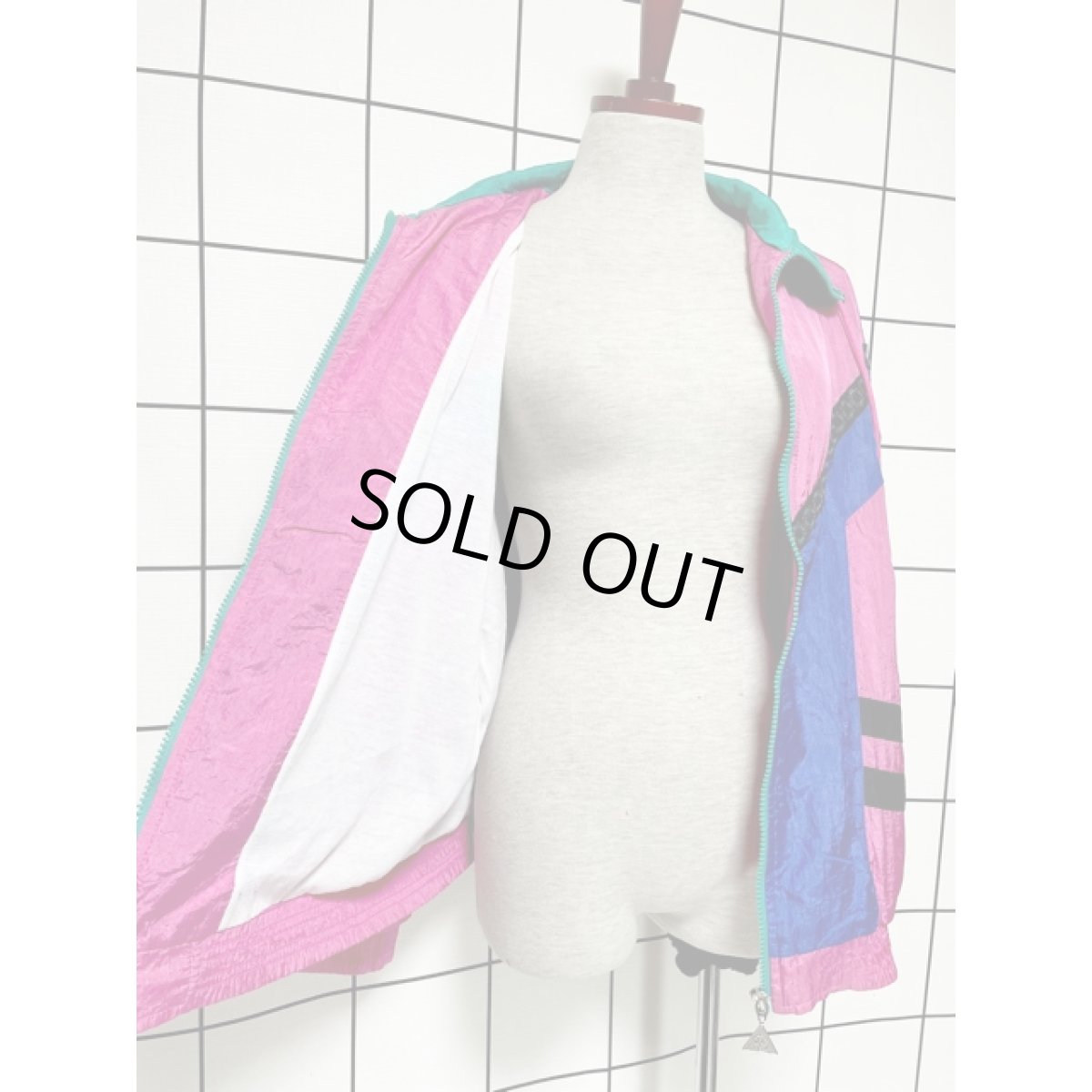 画像11: ピンク ブルー グリーン ジップアップ USA古着 ブルゾン ジャンパー ヴィンテージナイロンジャケット (11)