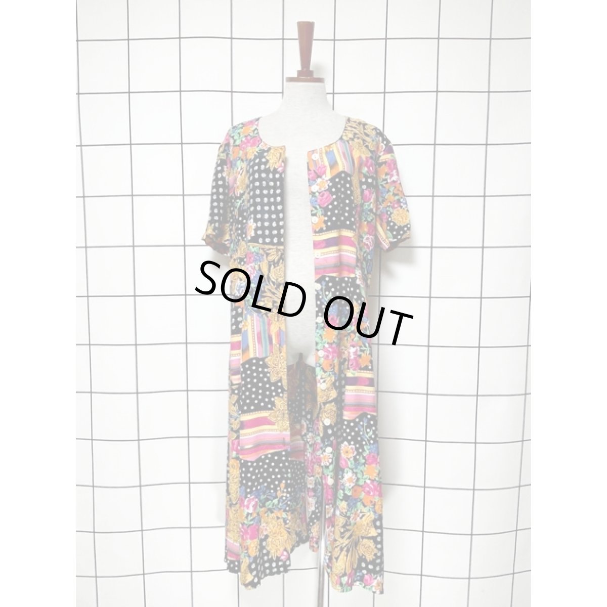 画像13: ドット柄 花柄 前開き カラフル 半袖 レトロ USA古着 ヴィンテージワンピース (13)