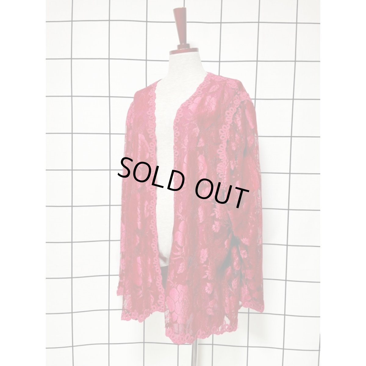 画像2: 総フラワーレース エレガント 羽織り 前開き レッド 長袖 レトロ ヨーロッパ古着 ヴィンテージカーディガン【V8361】 (2)