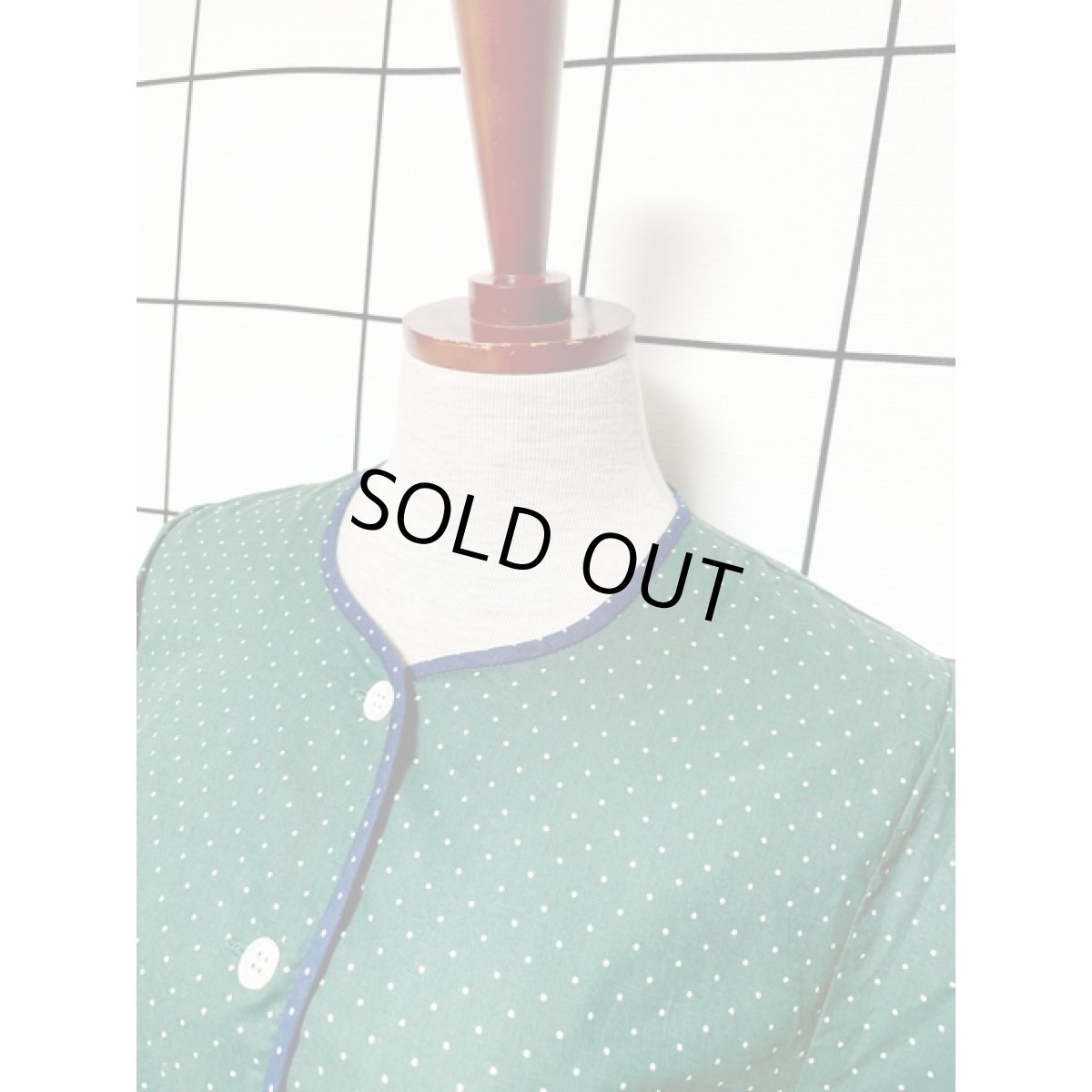 画像8: ドット柄 バックリボン ノーカラー グリーン ネイビー ホワイト ディアンドル チロルブラウス ドイツ民族衣装 舞台 演奏会 フォークダンス オクトーバーフェス (8)