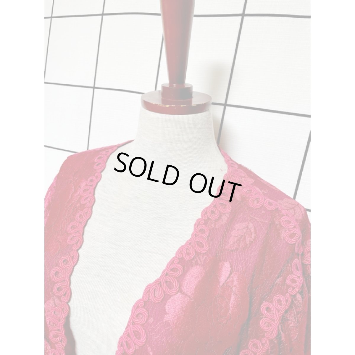 画像7: 総フラワーレース エレガント 羽織り 前開き レッド 長袖 レトロ ヨーロッパ古着 ヴィンテージカーディガン【V8361】 (7)