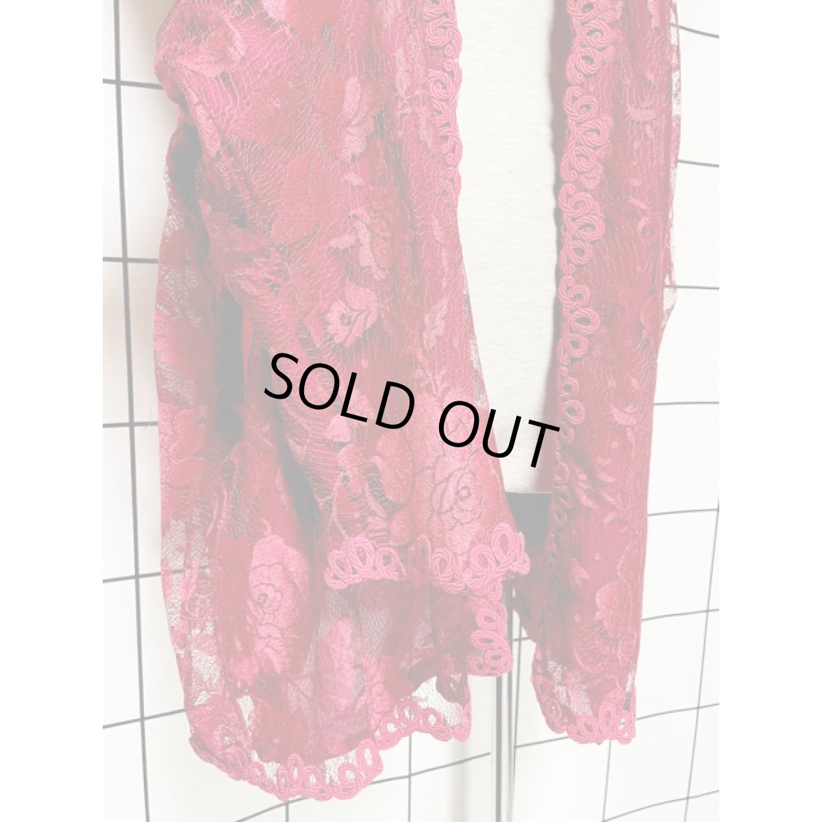 画像8: 総フラワーレース エレガント 羽織り 前開き レッド 長袖 レトロ ヨーロッパ古着 ヴィンテージカーディガン【V8361】 (8)