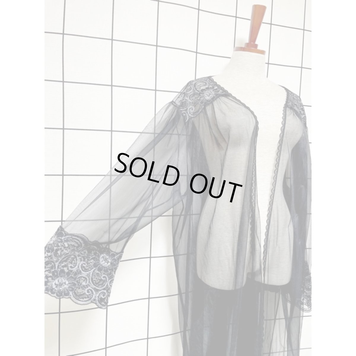 画像4: 羽織り 前開き レース ブラック 黒 長袖 レトロ ヨーロッパ古着 ヴィンテージ レースロングカーディガン (4)