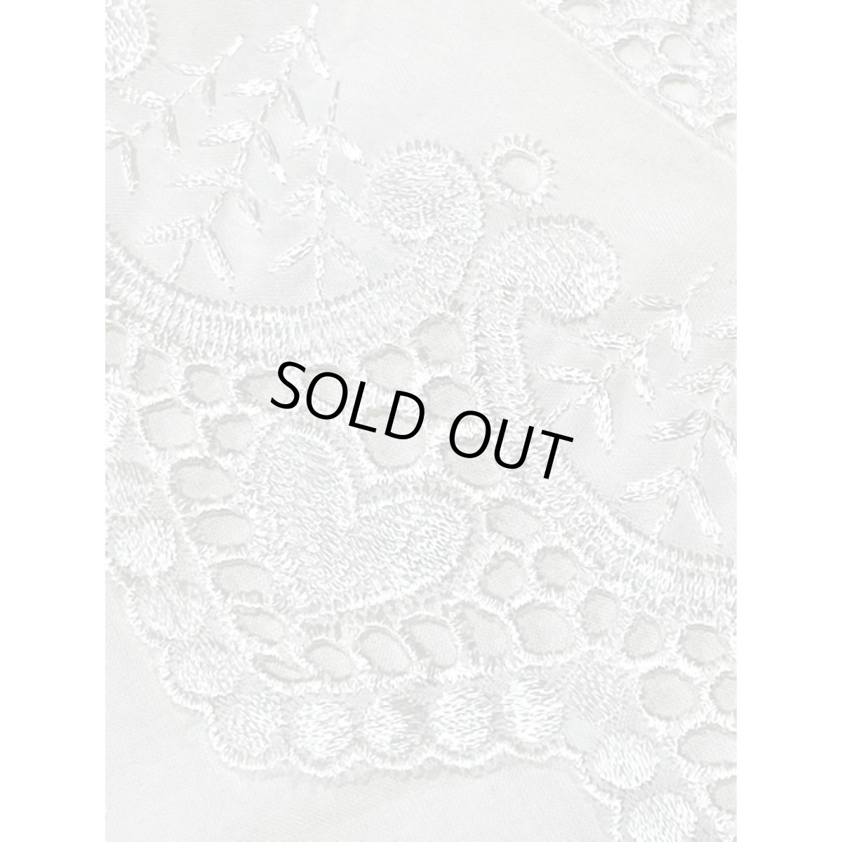 画像12: 贅沢なハートカットワークレース使い フリル襟 ホワイト ディアンドル チロルブラウス ドイツ民族衣装 舞台 演奏会 フォークダンス オクトーバーフェスト (12)