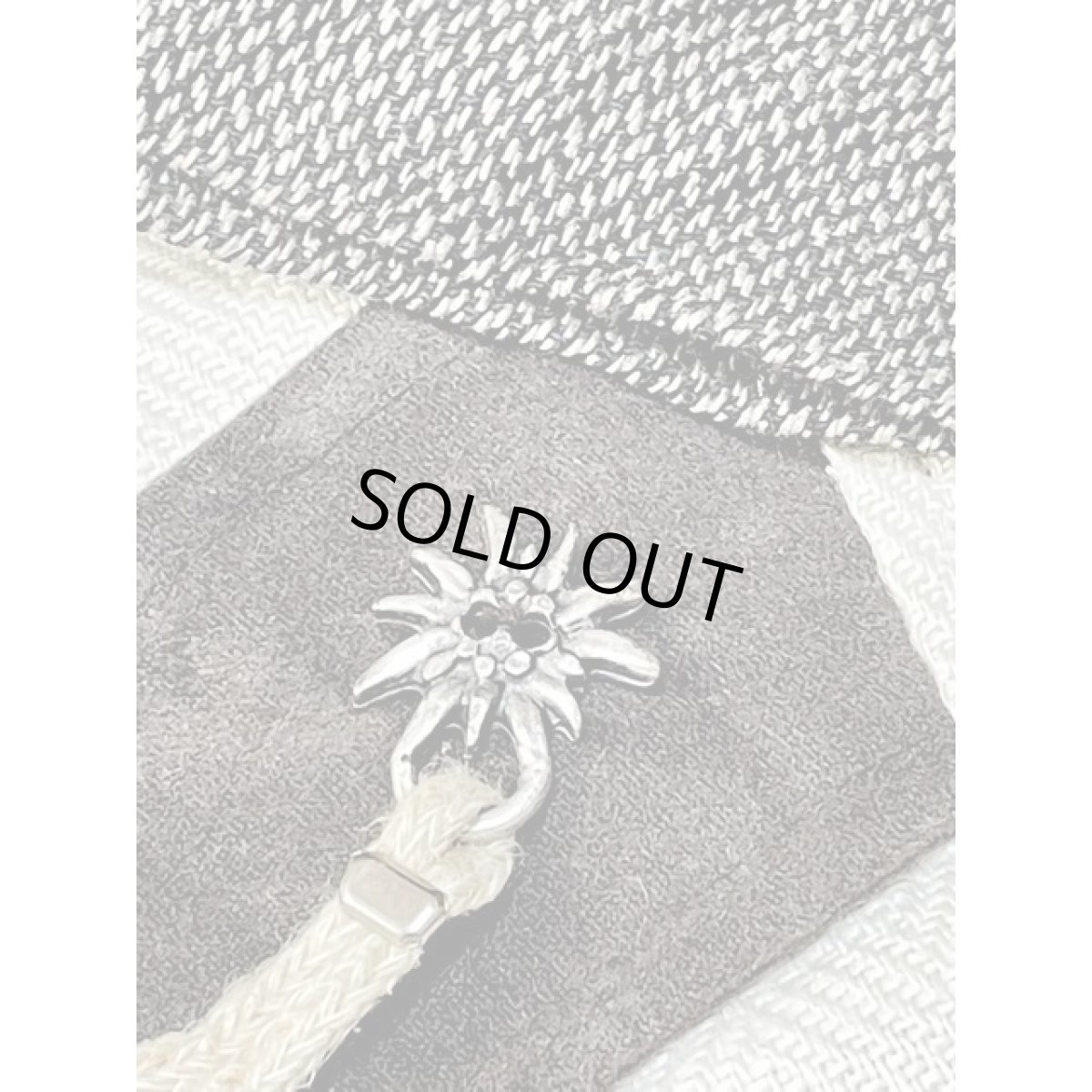 画像14: チロルワンピース リネン混紡 花型パーツ ドイツ民族衣装 オクトーバーフェスト (14)