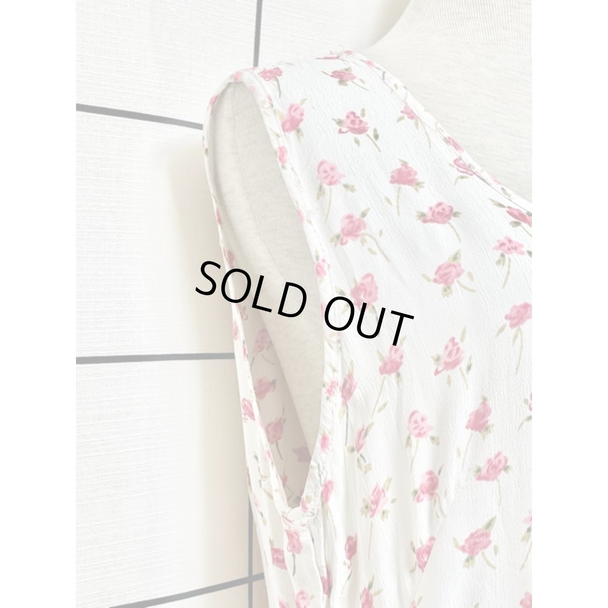 画像4: India ホワイト 花柄 ノースリーブ レトロ 古着 ワンピース【8494】 (4)