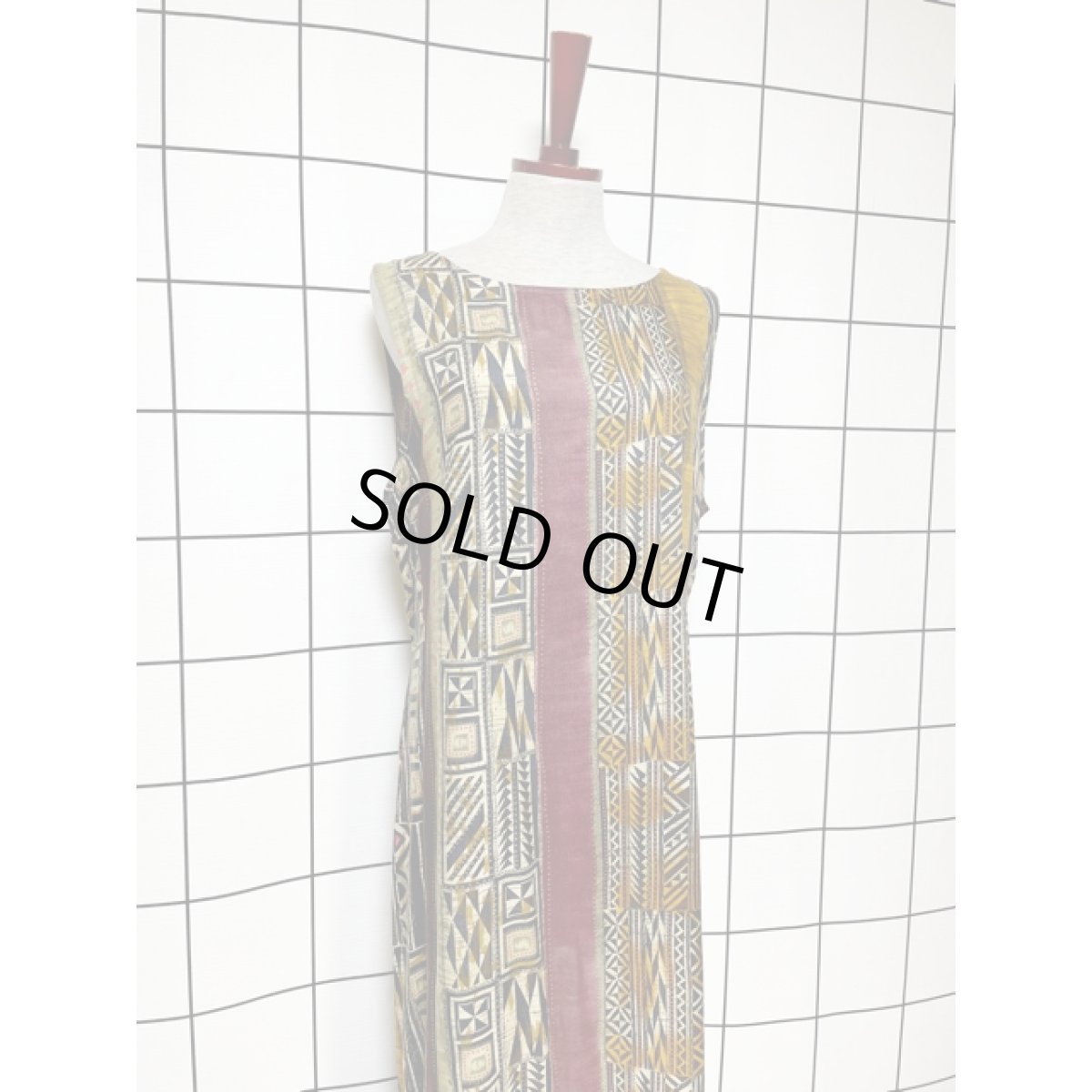 画像4: メキシコ製 エスニック柄 バックウエストリボン ノースリーブ レトロ 古着 ヴィンテージワンピース (4)