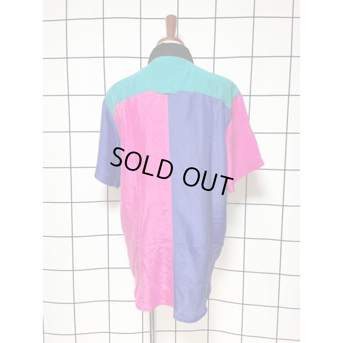 画像2: 80's 90’s レトロ ヨーロッパ古着 半袖 シャツ ヴィンテージブラウス (2)