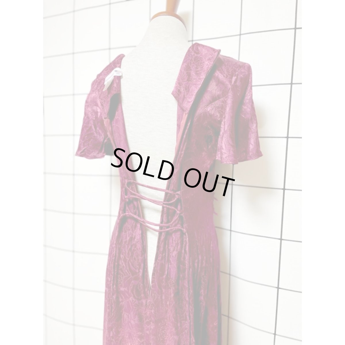 画像4: アメリカ古着 バック編み上げデザイン 花模様織り フラワーレース 半袖 レトロ クラシカル ヴィンテージドレス (4)