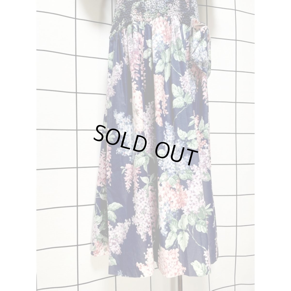 画像11: アメリカ古着 ポップコーンデザイン アンティークフラワー柄 ビッグリボン パフスリーブ レトロ ヴィンテージドレス ネイビー【V8632】 (11)