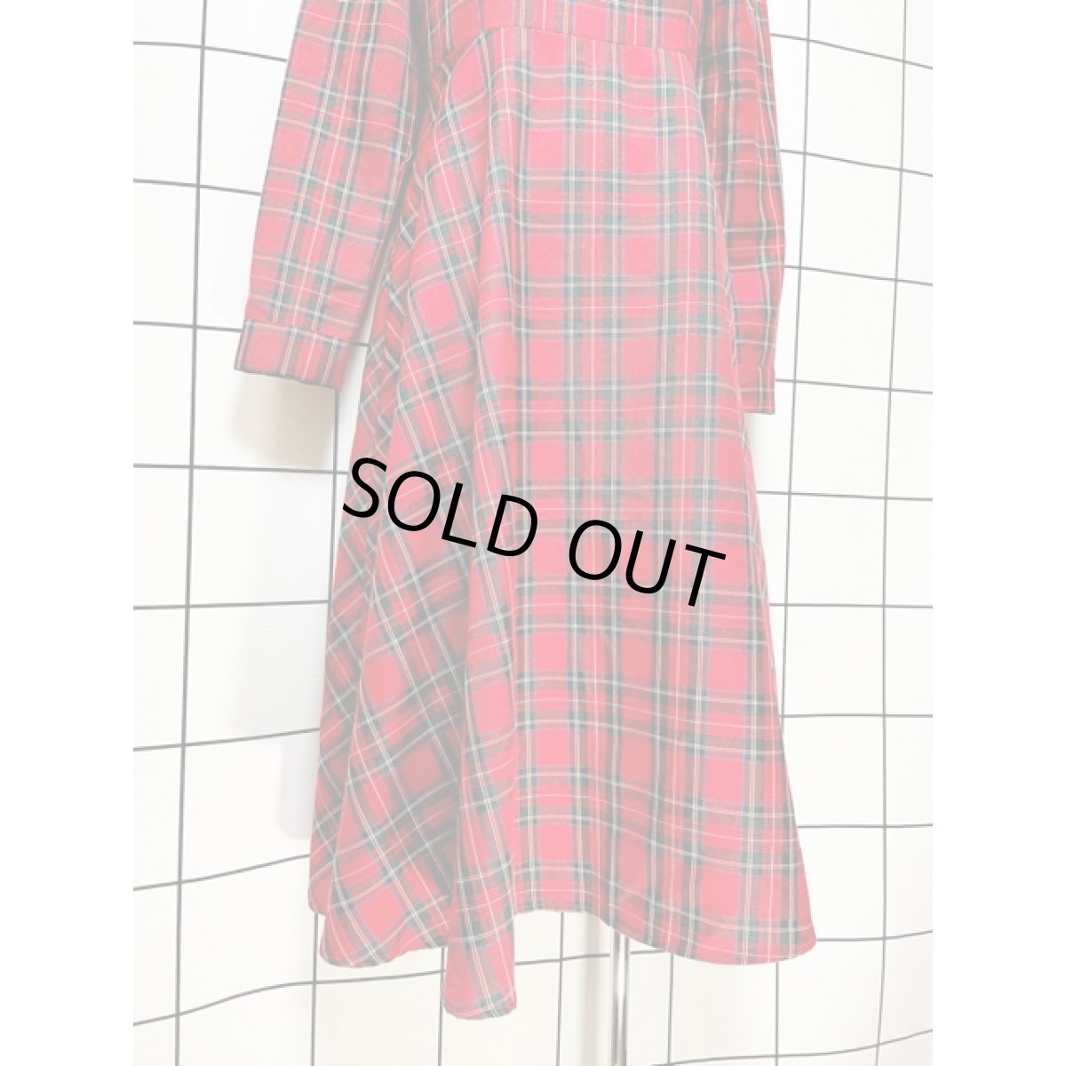 画像9: アメリカ古着 タータンチェックでトラッドガーリースタイル Aライン レトロ 長袖 ヴィンテージワンピース【8704】 (9)