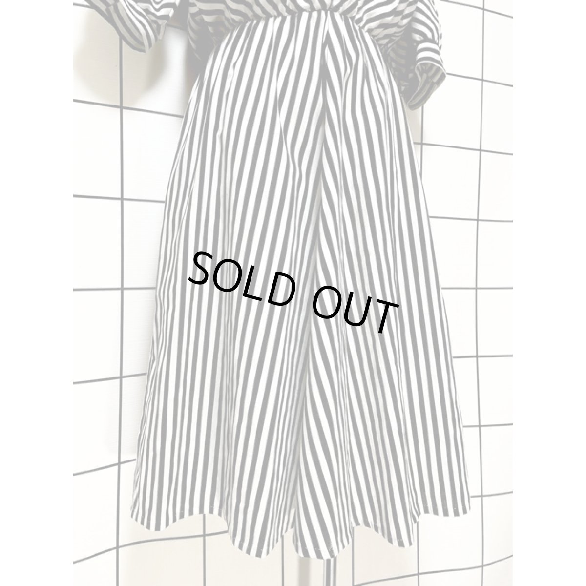 画像8: アメリカ古着 ワンピース ヴィンテージ モノクロストライプ ウエストゴム レトロ (8)