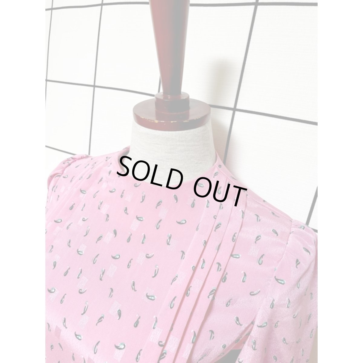 画像4: アメリカ古着 ワンピース ヴィンテージ ベルト付 レトロ柄 スクエア織り タック (4)