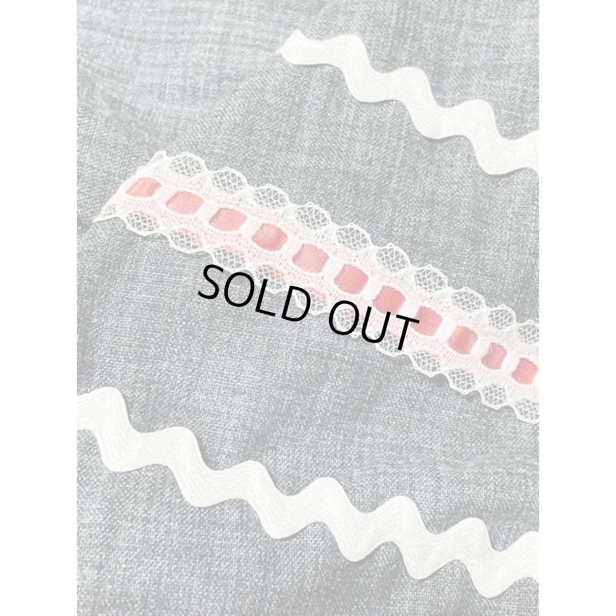 画像9: アメリカ古着 サーキュラースカート ウエストゴム  ナミナミテープ レースリボン レトロ  (9)