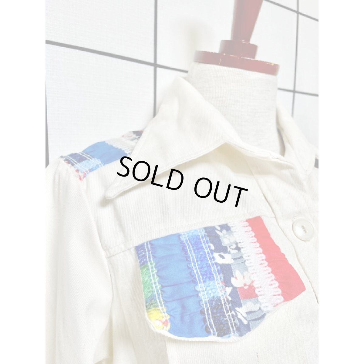 画像8: ヨーロッパ古着 ヴィンテージ薄手シャツジャケット バックデザイン レトロ  (8)