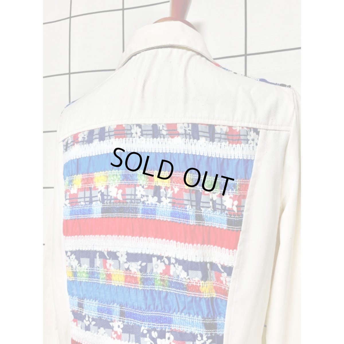 画像3: ヨーロッパ古着 ヴィンテージ薄手シャツジャケット バックデザイン レトロ  (3)