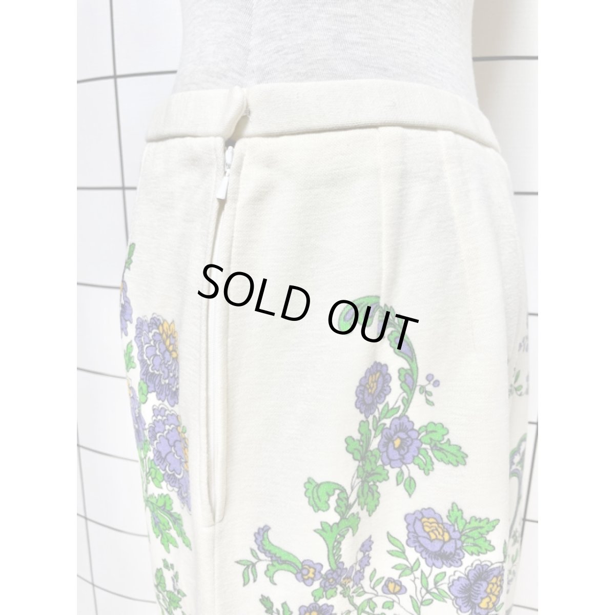 画像6: ペイズリー 花柄 オフホワイト レトロ ヨーロッパ古着 ヴィンテージスカート (6)