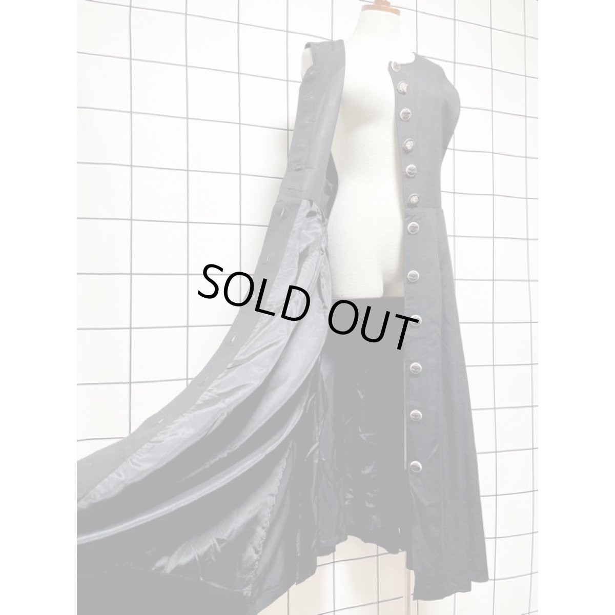 画像11: チロリアンワンピース リネン 無地 前開き ドイツ民族衣装 オクトーバーフェスト (11)