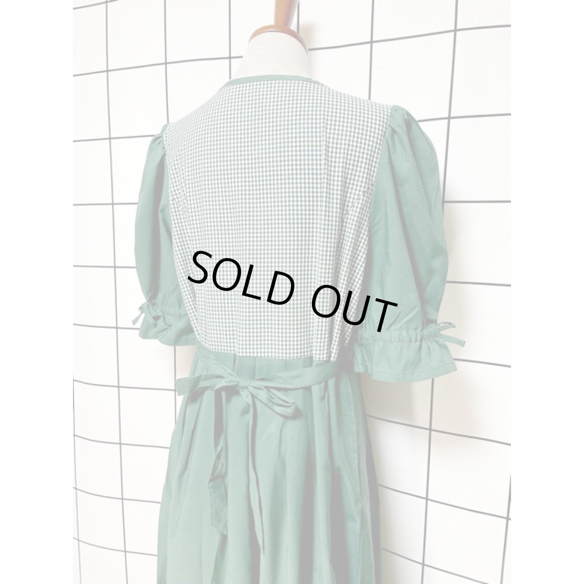 画像3: チロルワンピース チェック 前開き リボン ドイツ民族衣装 オクトーバーフェスト (3)