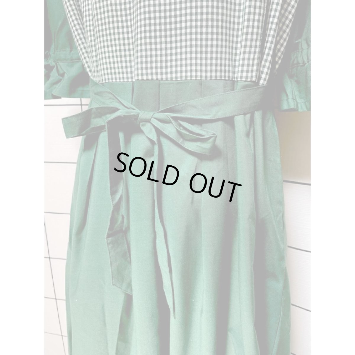 画像4: チロルワンピース チェック 前開き リボン ドイツ民族衣装 オクトーバーフェスト (4)