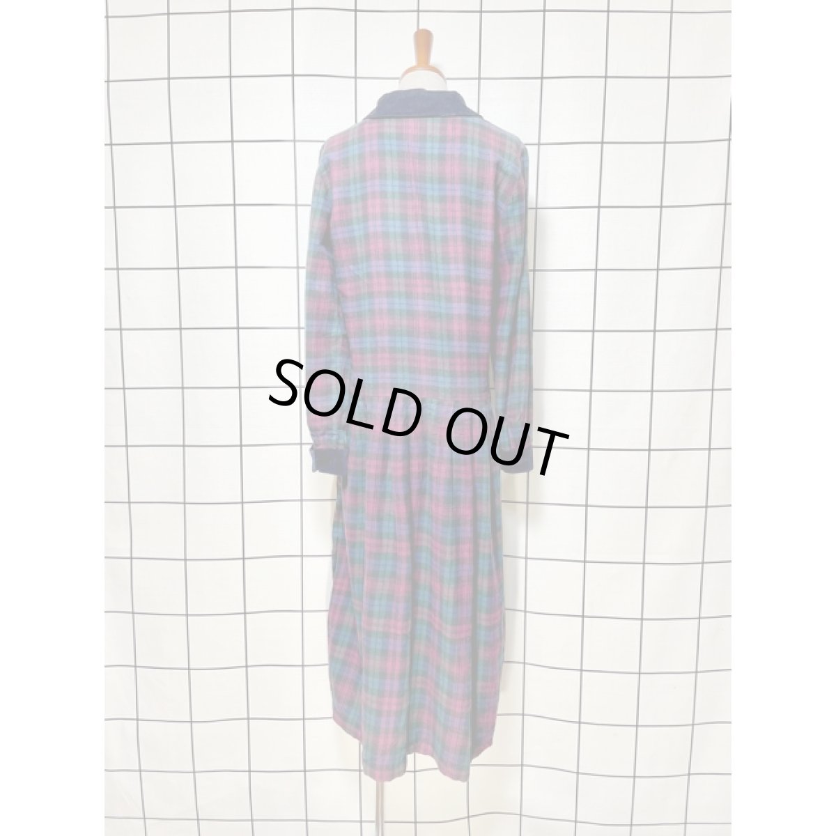 画像2: India 古着 ヴィンテージワンピース チェック コーデュロイ切り替えし レトロ 長袖 (2)