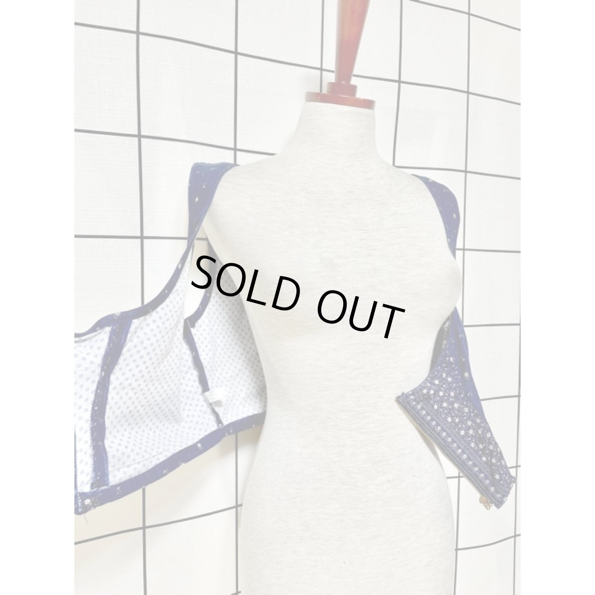 画像7: 小花柄 ジップアップ ディアンドル チロルベスト ドイツ民族衣装 フォークダンス (7)