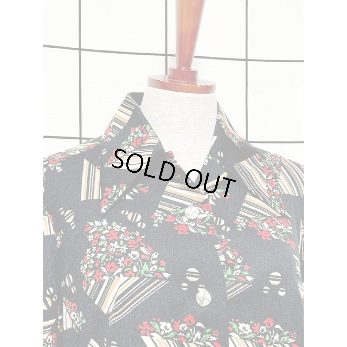 画像5: ヨーロッパ古着 ワンピース ヴィンテージ 70年代 花柄 ストライプ レトロモダン (5)