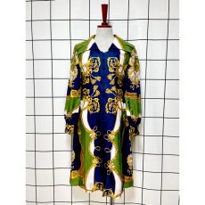 画像1: ヨーロッパ古着 ドレス ヴィンテージ 80年代 スカーフ柄 タッセル柄 華やか 衣装 (1)