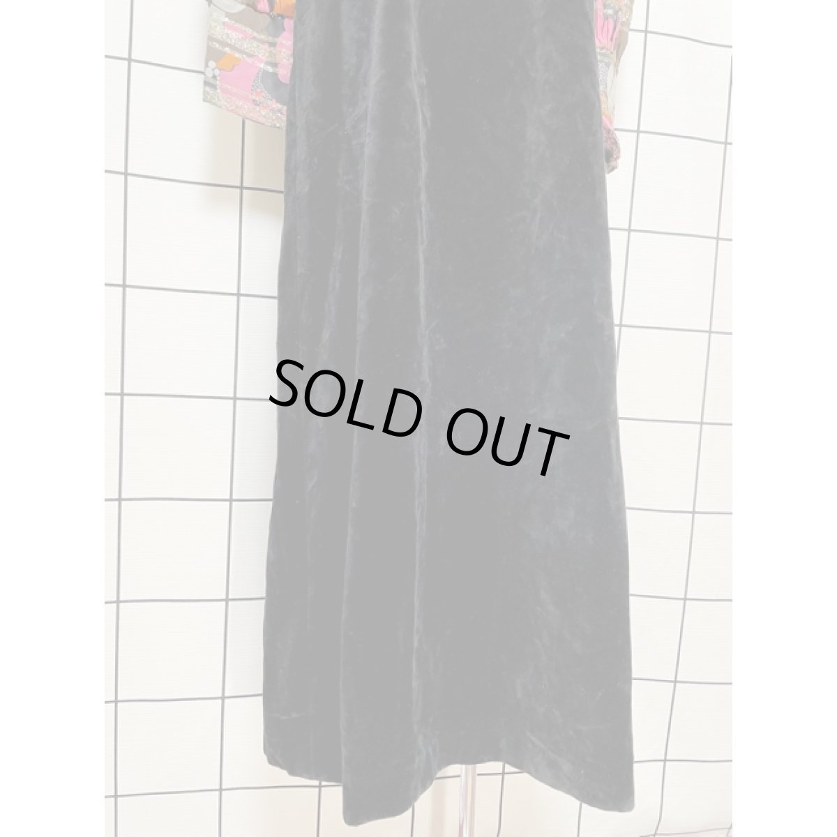 画像10: ヨーロッパ古着 ヴィンテージ ロングドレス ベロア 花柄 ラメ パーティー衣装 (10)