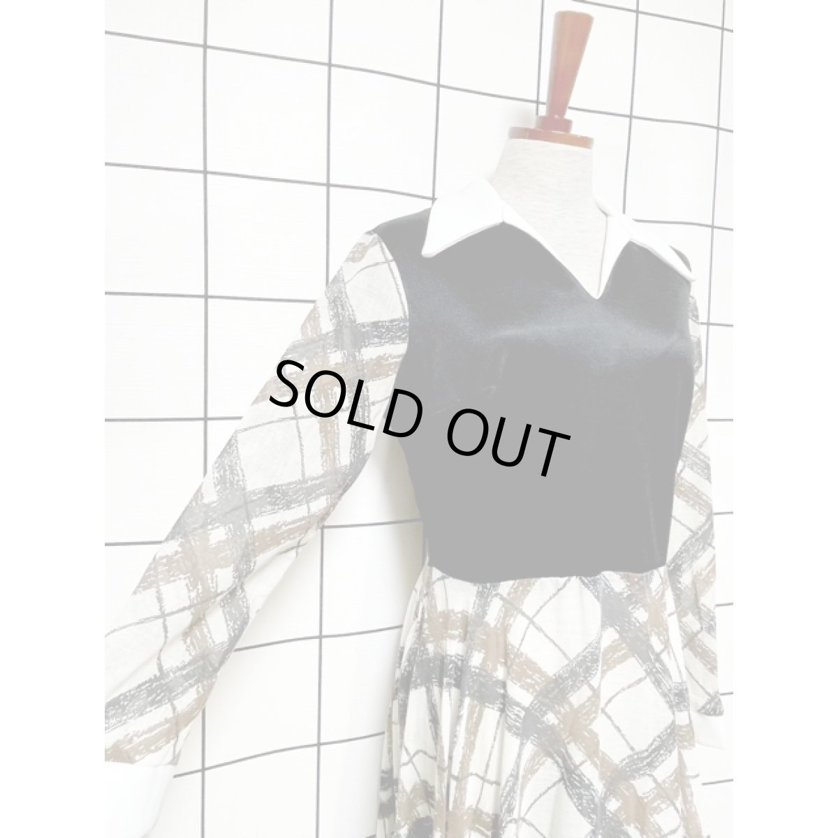 画像6: チェック柄 切り替えし 長袖 大人モダン レトロ クラシカル USA古着 ヴィンテージマキシ丈ワンピース (6)