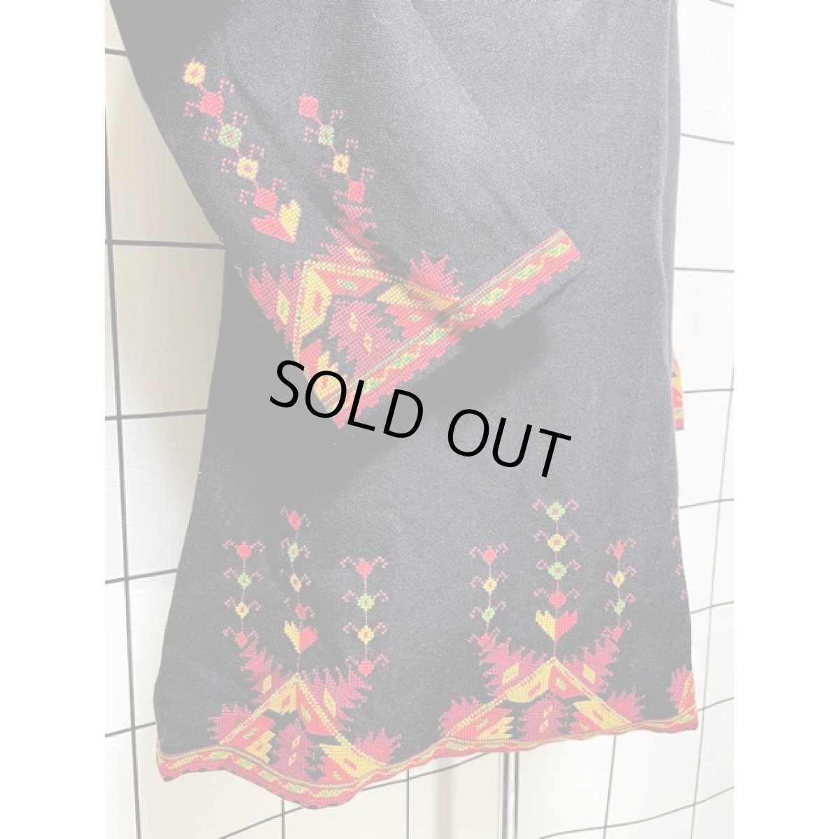 画像7: ヨーロッパ古着 ヴィンテージ ワンピース クロスステッチ刺繍 ブラック 黒 長袖 (7)