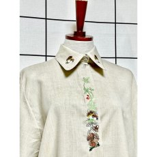 画像5: ヨーロッパ古着 ブラウス ヴィンテージ リス キノコ どんぐり リーフ 刺繍 長袖 (5)