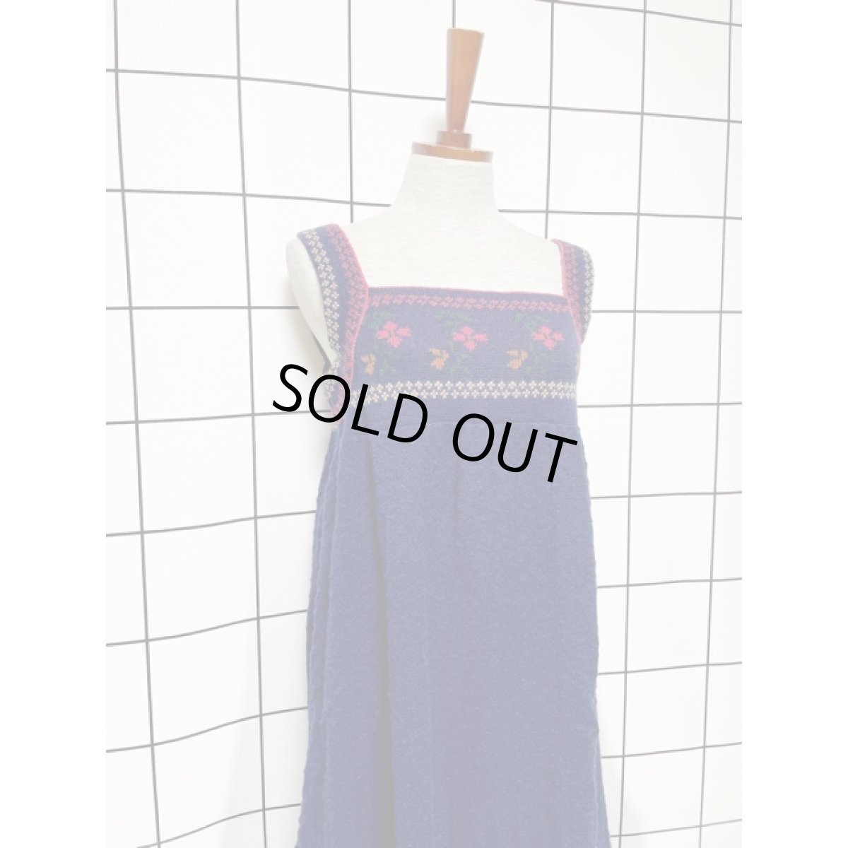 画像5: ヨーロッパ古着 ヴィンテージワンピース ニット お花模様編み ネイビー レトロ  (5)