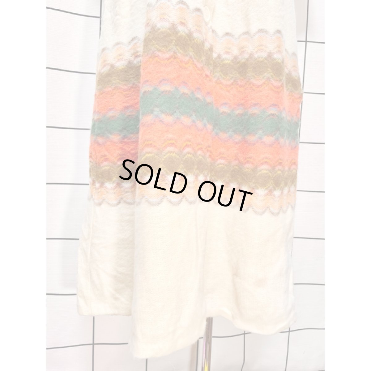 画像9: ヨーロッパ古着 ロングニットアウター 肌触りがいい ヴィンテージ アイボリー レトロ (9)