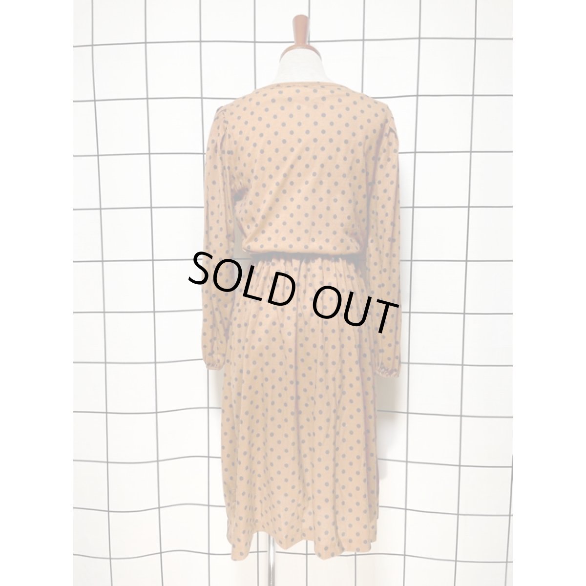 画像2: アメリカ古着 ワンピース ヴィンテージ ドット ウエストゴム パフスリーブ レトロ (2)