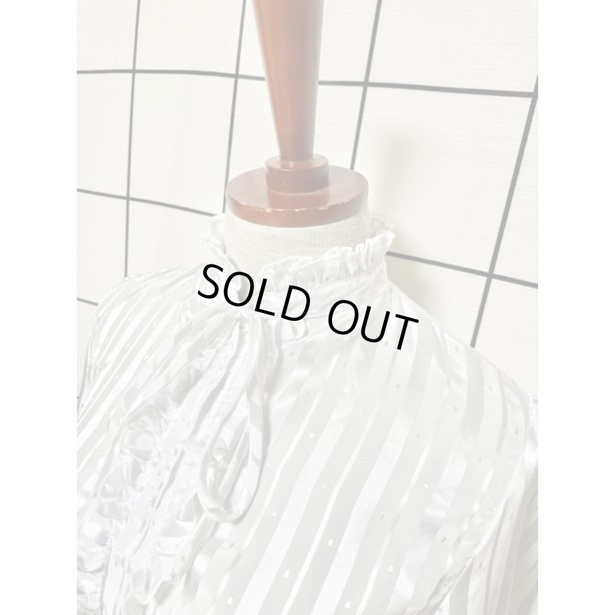 画像4: ヨーロッパ古着 ブラウス ヴィンテージ ストライプ フリル リボン レトロ (4)