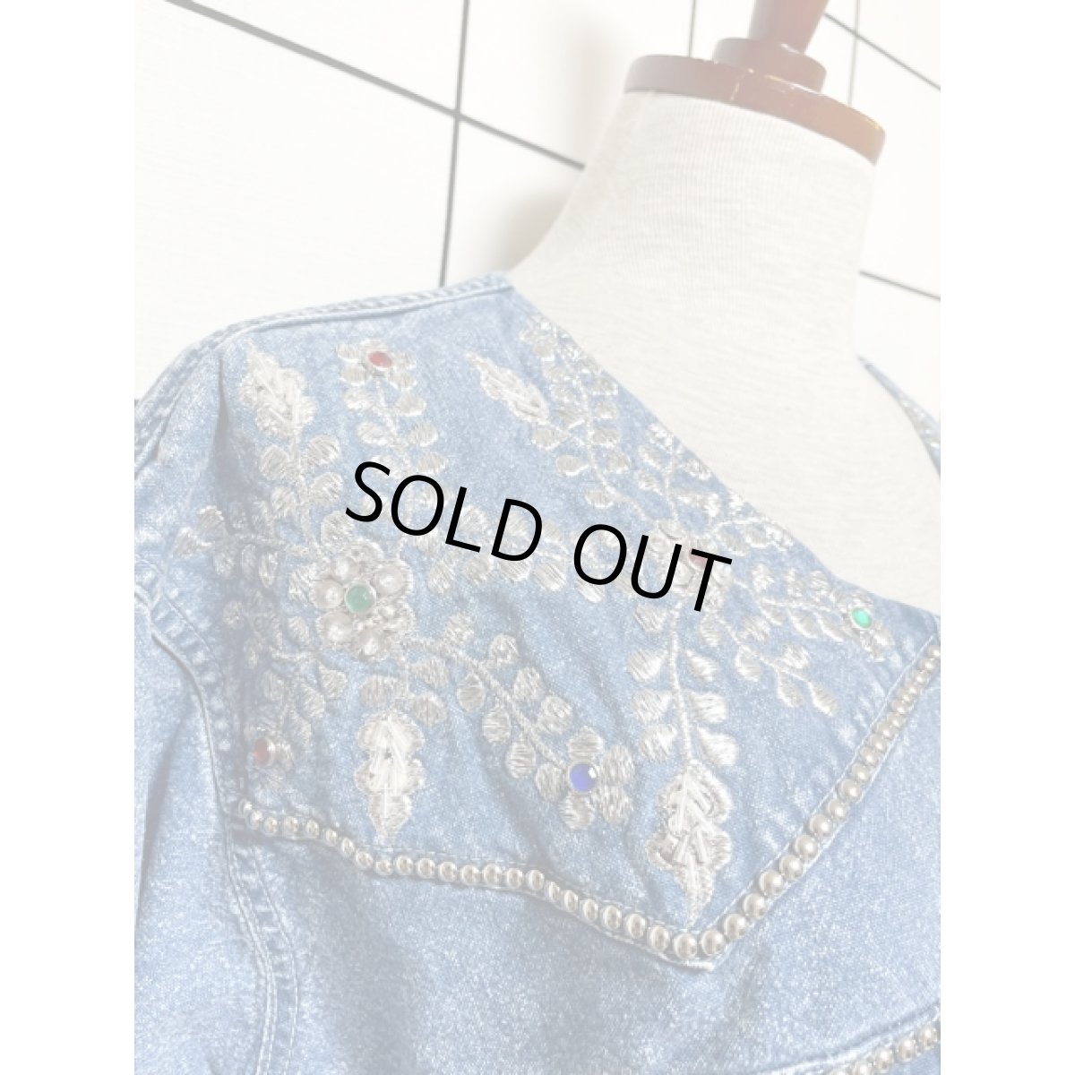 画像8: アメリカ古着 ジャケット デニム オーバーサイズ スタッズ 刺繍 (8)