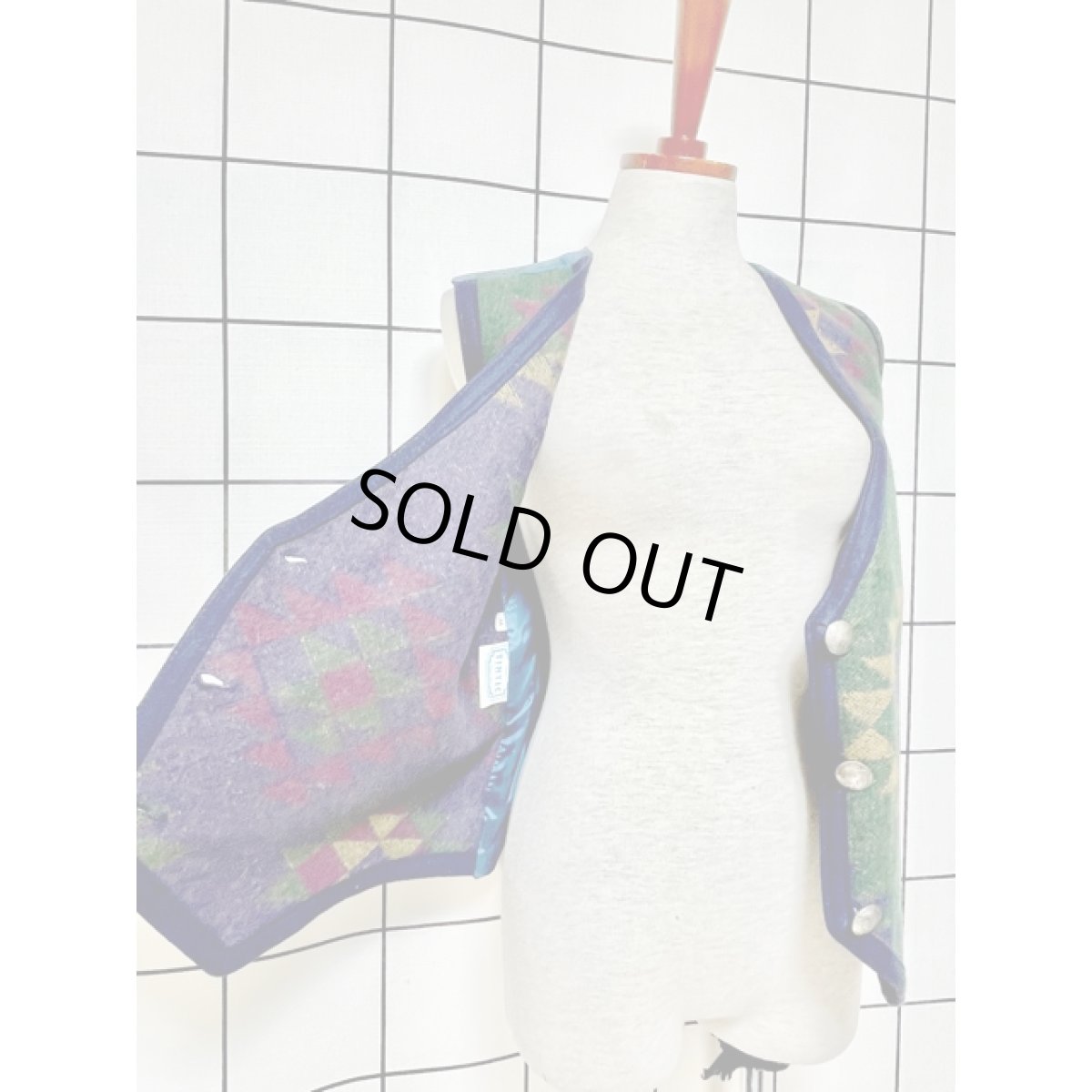 画像9: アメリカ古着 ベスト ヴィンテージ チマヨ模様 アニマルボタン ネイティブ レトロ (9)