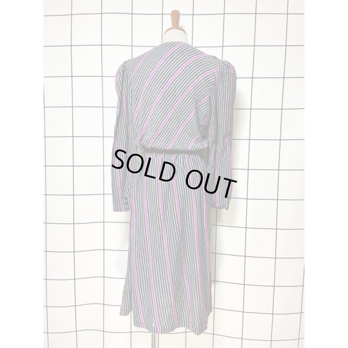 画像2: アメリカ古着 ワンピース ヴィンテージ ストライプ ウエストゴム パープルライン (2)