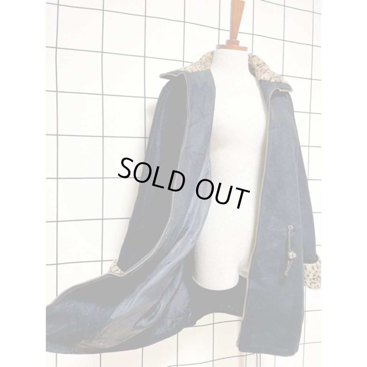 画像9: アメリカ古着 コート ヴィンテージ アニマルファー襟 ジップアップ ブラック (9)