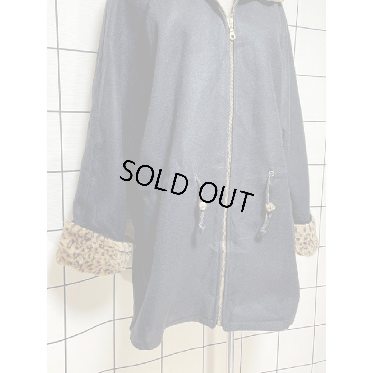 画像7: アメリカ古着 コート ヴィンテージ アニマルファー襟 ジップアップ ブラック (7)