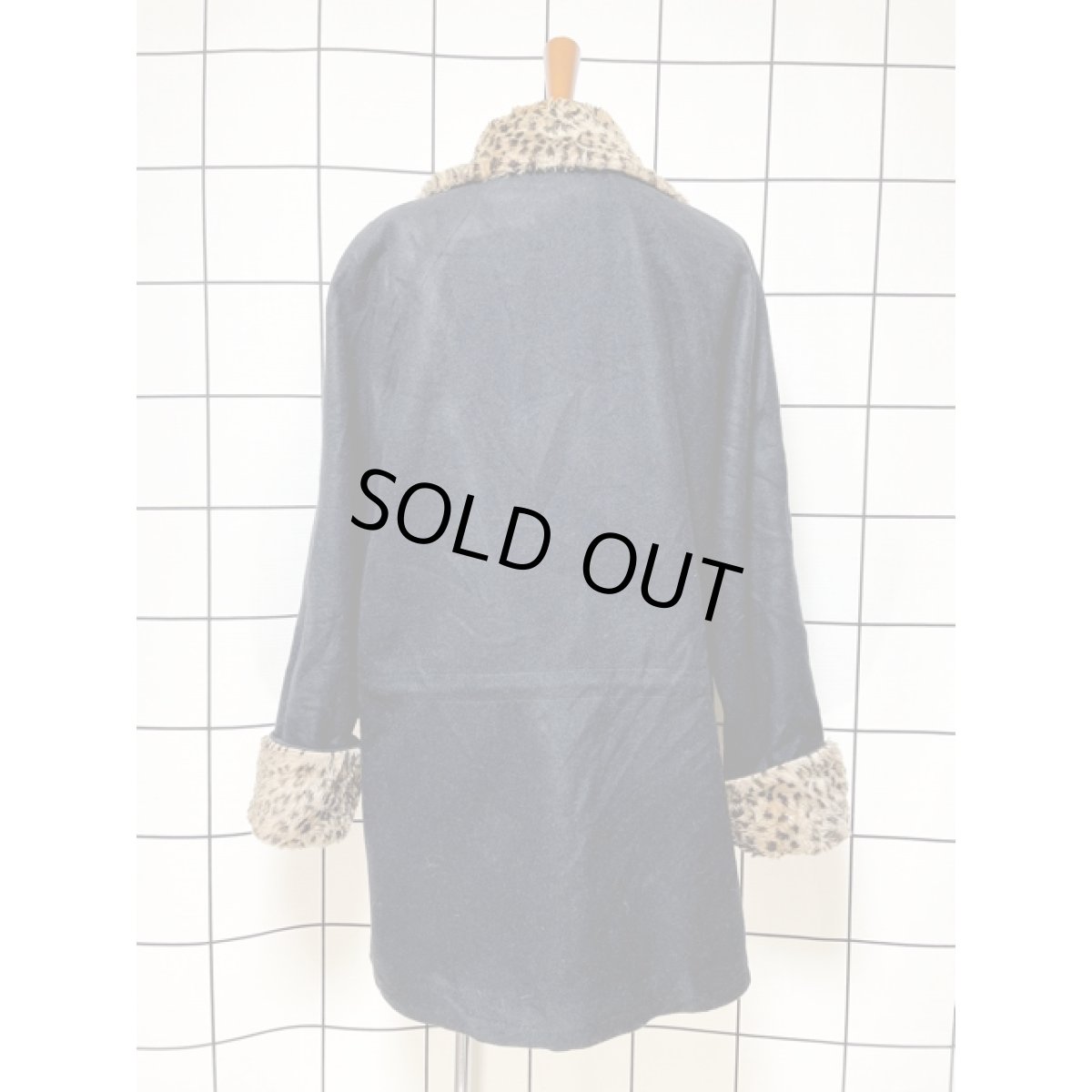 画像2: アメリカ古着 コート ヴィンテージ アニマルファー襟 ジップアップ ブラック (2)