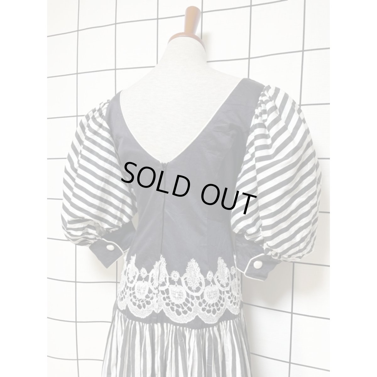 画像3: アメリカ古着 ヴィンテージドレス ストライプ レース 主役級 パフスリーブ レトロ クラシカル (3)