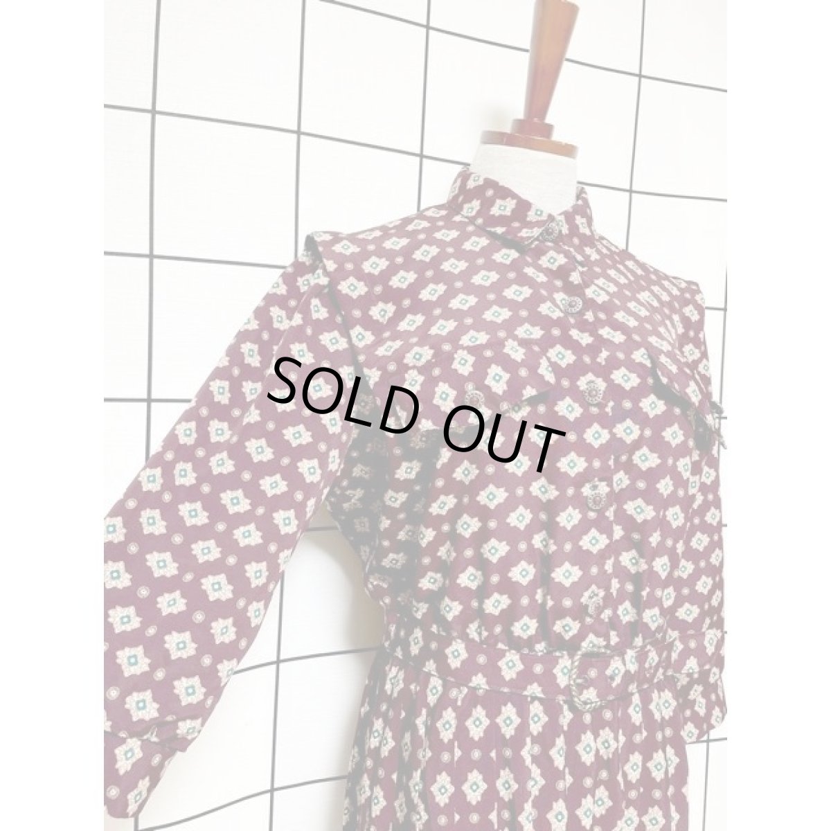 画像6: アメリカ古着 ワンピース ベルト付き プリーツ切り替え フラワーモチーフ ウエストゴム 長袖 レトロ (6)