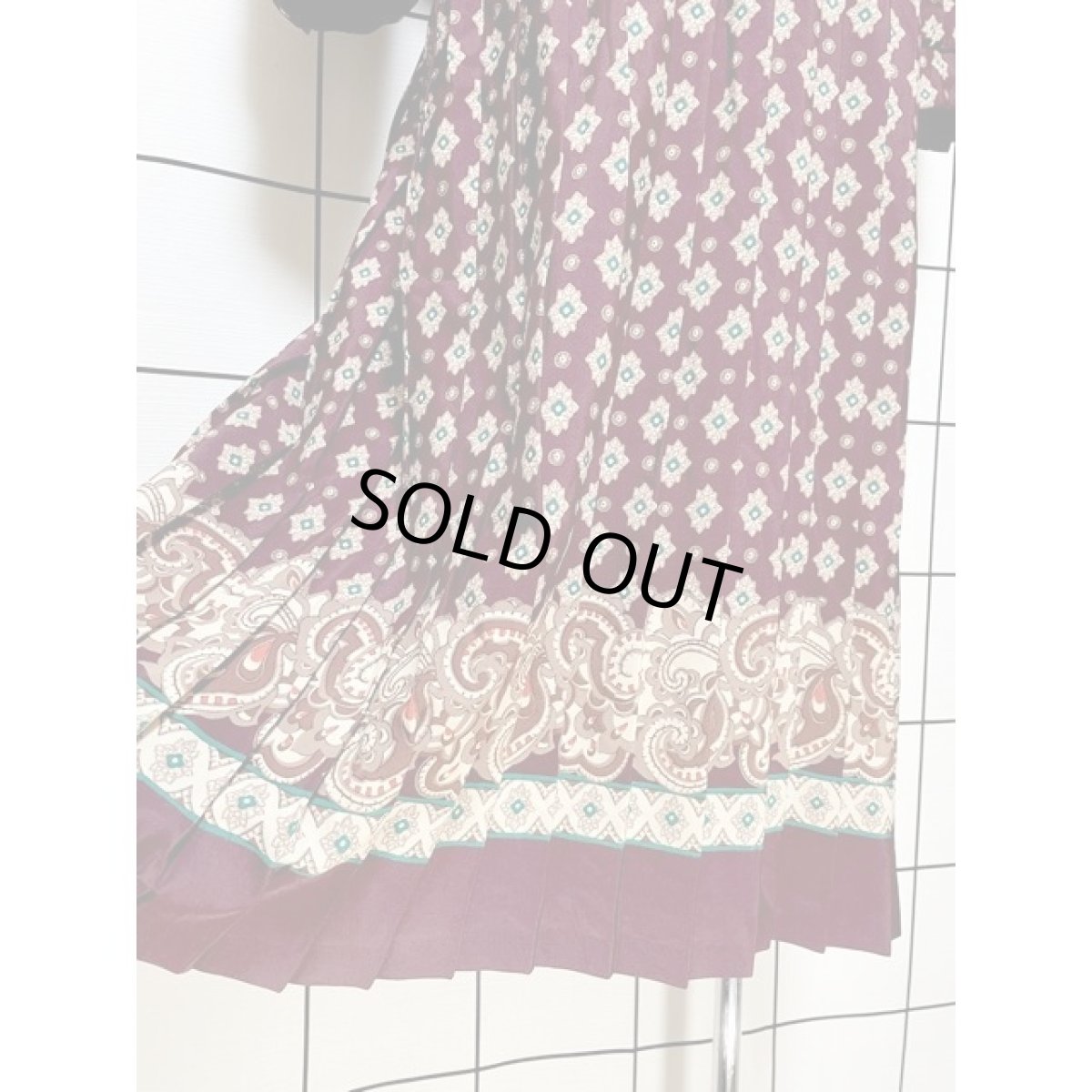 画像11: アメリカ古着 ワンピース ベルト付き プリーツ切り替え フラワーモチーフ ウエストゴム 長袖 レトロ (11)